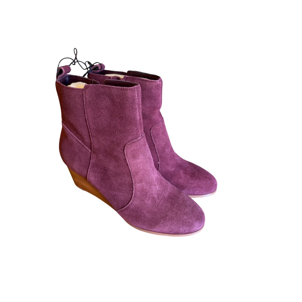 NWT Violet & Red JayJay Wedge Heeled Suede Bootie Burgundy Maroon Size 8